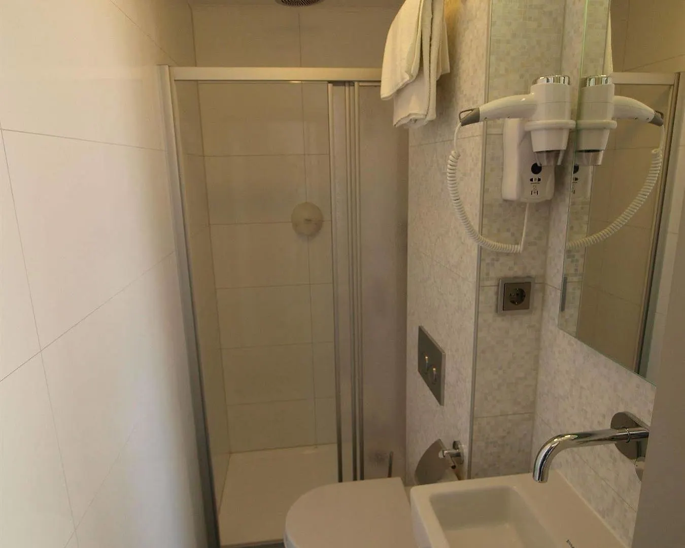 Hotel Clemens Amsterdam 3*,  Netherlands